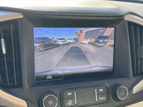 Used 2022 GMC Terrain Denali image 30