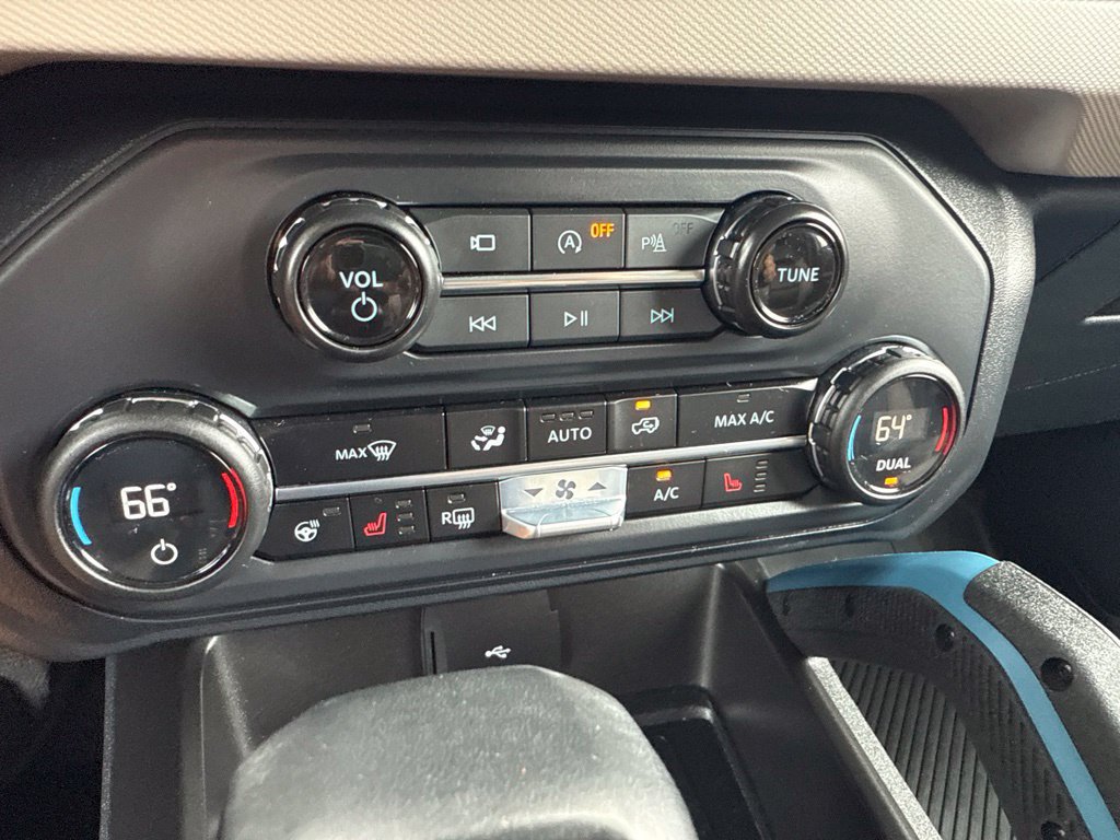 Used 2023 Ford Bronco Wildtrak AWD/4WD image 31