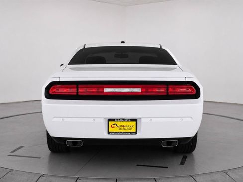 Used 2013 Dodge Challenger R/T Plus RWD image 6