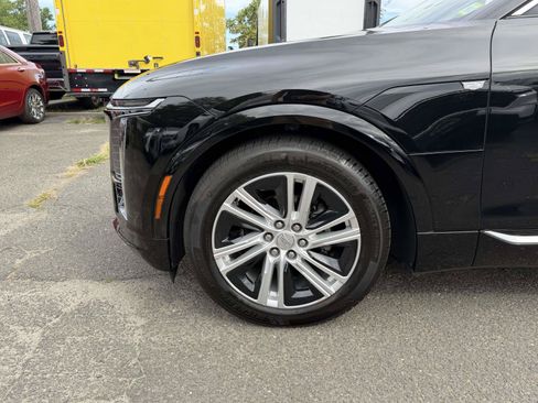 Used 2024 Cadillac Lyriq Tech w/ LPO, Floor Liner Package AWD/4WD image 8