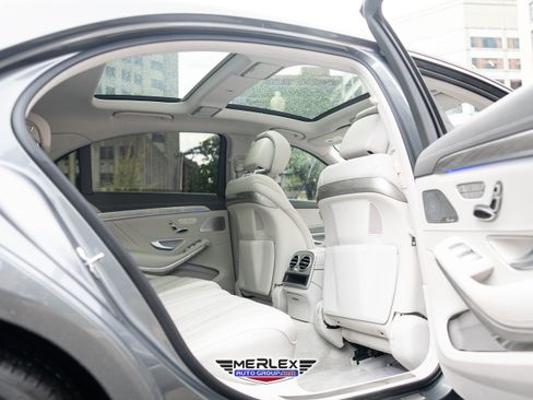 Used 2017 Mercedes-Benz S 550 4MATIC Sedan image 19