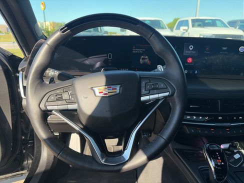 Used 2025 Cadillac CT5 Premium Luxury RWD image 21