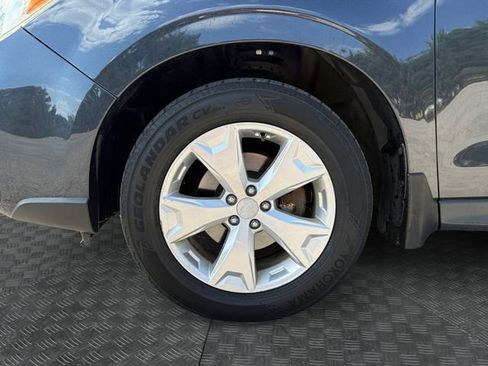 Used 2014 Subaru Forester 2.5i Premium w/ All-Weather Package AWD/4WD image 14