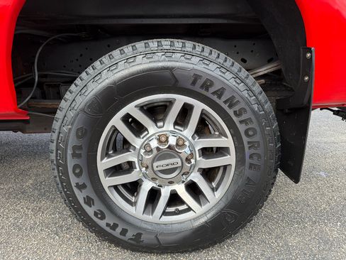 Used 2016 Ford F250 XLT w/ XLT Value Package image 9