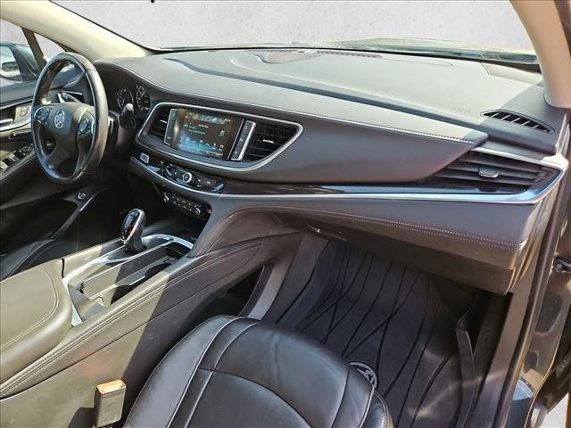 Used 2019 Buick Enclave Avenir w/ Avenir Technology Package FWD image 25