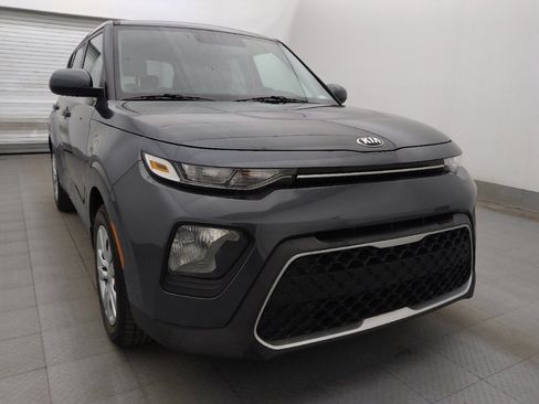 Used 2020 Kia Soul LX FWD image 13