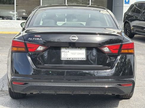 Certified 2023 Nissan Altima 2.5 S FWD image 21