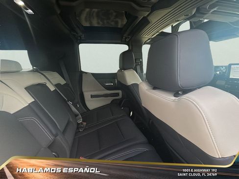 New 2026 GMC Hummer EV SUV image 24