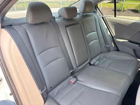 Used 2013 Honda Accord EX-L image 33