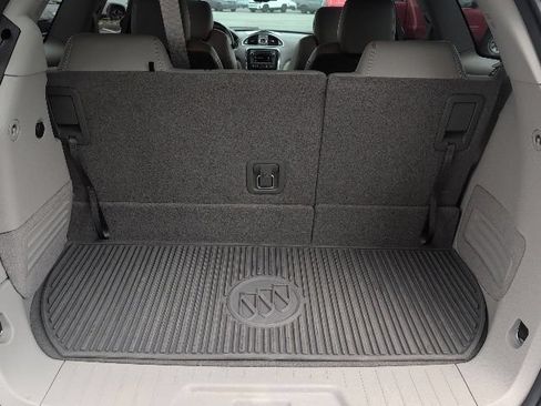 Used 2017 Buick Enclave Leather AWD/4WD image 17