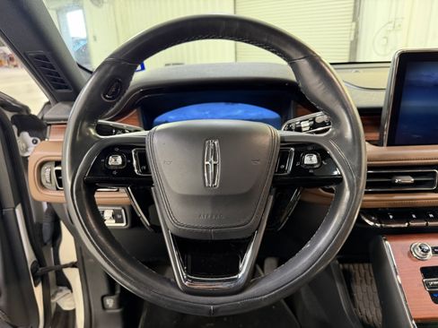 Used 2023 Lincoln Aviator Reserve image 17