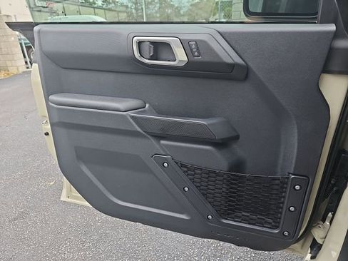 New 2025 Ford Bronco Big Bend w/ Black Diamond Package image 32