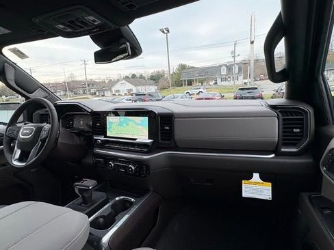 New 2026 GMC Sierra 1500 SLT w/ SLT Premium Plus Package image 21