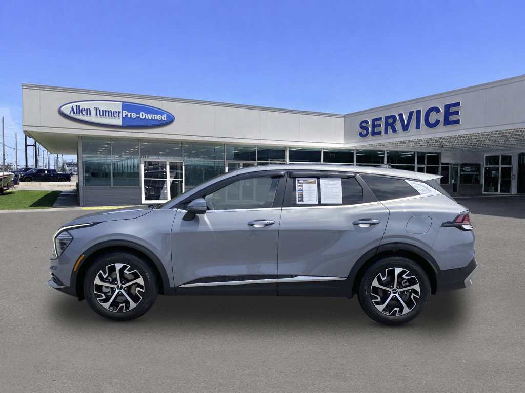 Used 2024 Kia Sportage EX FWD image 5