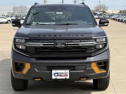 New 2025 Ford Expedition Tremor image 7