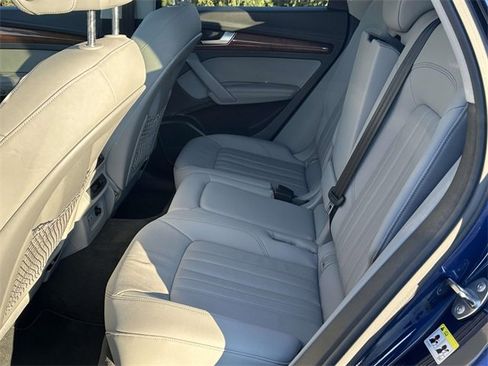 Used 2022 Audi Q5 2.0T Premium Plus w/ Premium Plus Package image 15