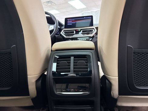 Used 2023 BMW X3 xDrive30i w/ Premium Package image 32