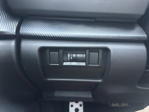 Used 2025 Subaru Crosstrek 2.5i Sport w/ Popular Package #4A image 26