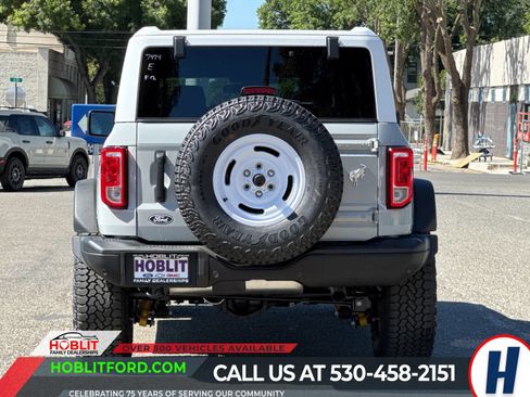 New 2026 Ford Bronco Heritage Edition AWD/4WD image 4