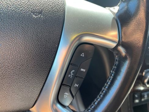 Used 2016 Chevrolet Traverse LT FWD image 20