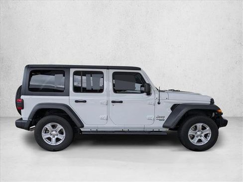 Used 2020 Jeep Wrangler Unlimited Sport S AWD/4WD image 4