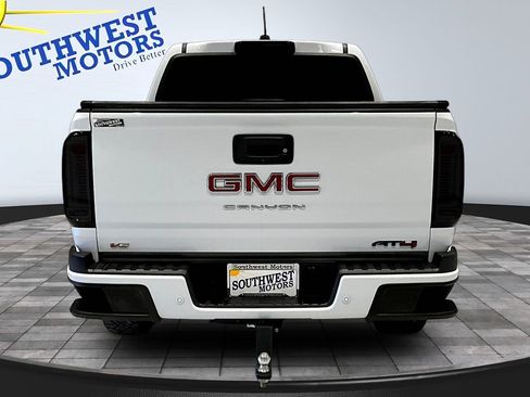 Used 2021 GMC Canyon AT4 image 5