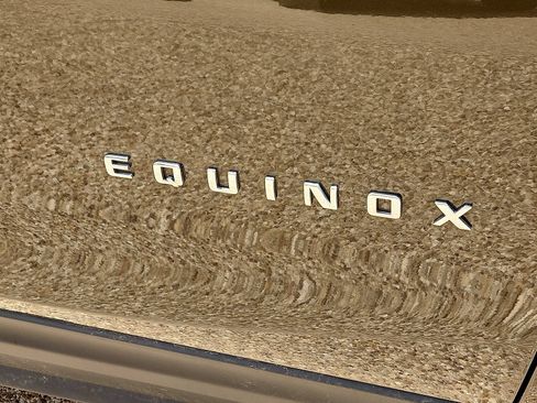 Used 2024 Chevrolet Equinox LT w/ LPO, Floor Liner Package FWD image 8