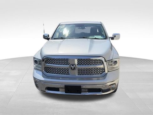 Used 2017 RAM 1500 Laramie w/ Convenience Group AWD/4WD image 23