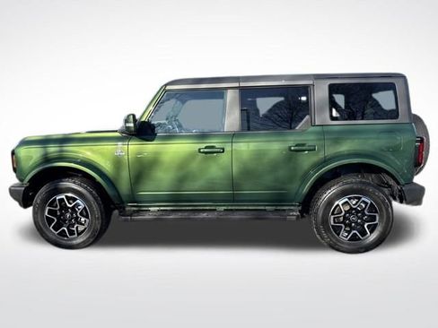 Used 2022 Ford Bronco Outer Banks image 2