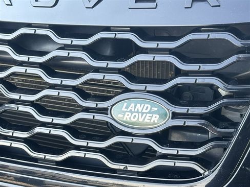 Used 2018 Land Rover Range Rover Velar S AWD/4WD image 37