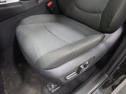 Certified 2025 Toyota RAV4 XLE AWD/4WD image 24