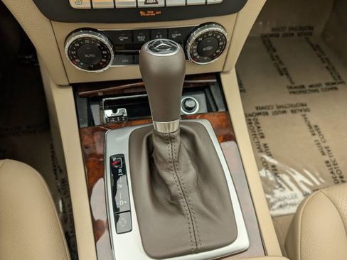 Used 2013 Mercedes-Benz C 300 Sport image 14