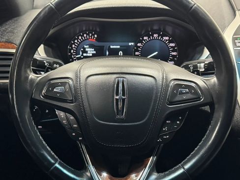 Used 2017 Lincoln MKZ Reserve AWD/4WD image 15