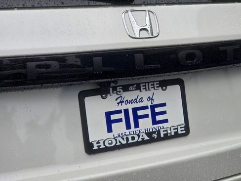 New 2025 Honda Pilot EX-L image 9