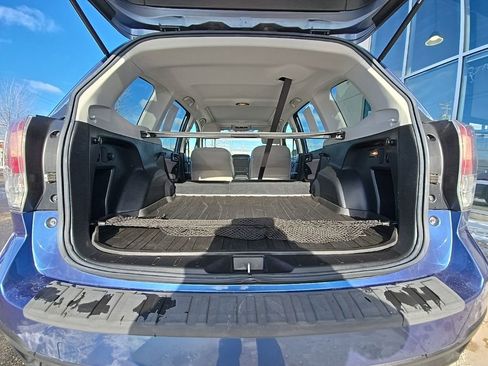Used 2017 Subaru Forester 2.5i Premium w/ All-Weather Package image 32