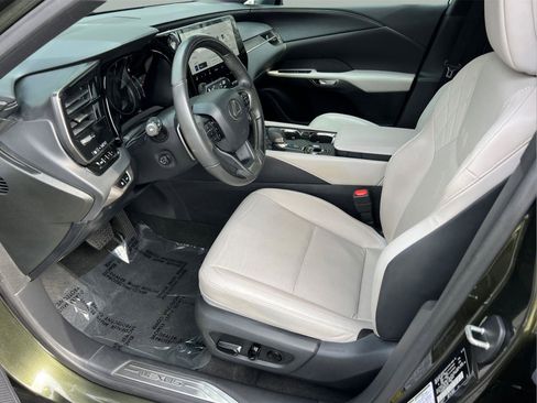 Used 2023 Lexus RX 350 Premium w/ Accessory Package (K3) image 10