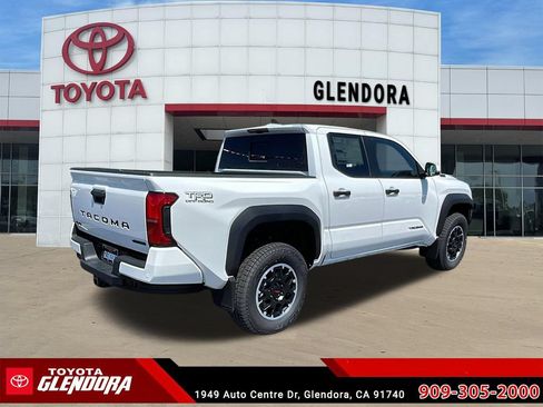 New 2026 Toyota Tacoma TRD Off-Road AWD/4WD image 3