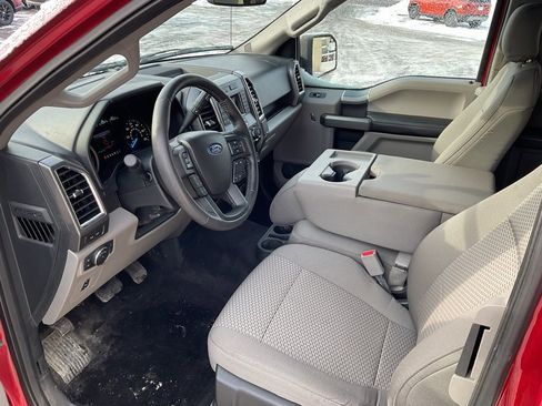 Used 2015 Ford F150 XLT w/ Equipment Group 301A Mid image 9