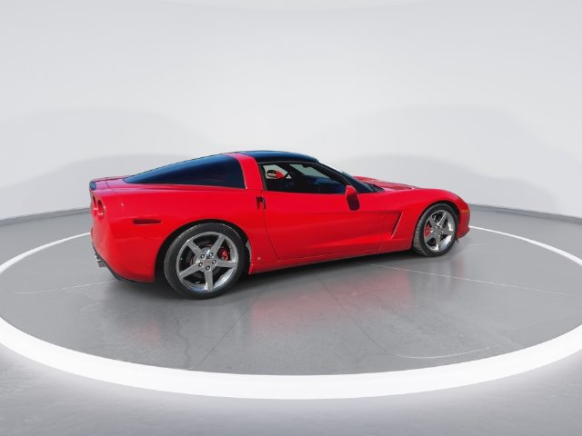 Used 2007 Chevrolet Corvette Coupe w/ Preferred Equipment Group RWD image 12