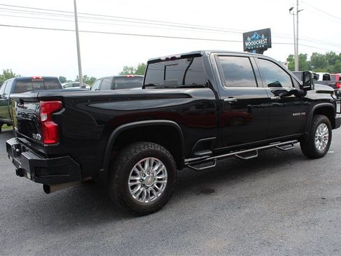 Used 2022 Chevrolet Silverado 2500 High Country w/ Z71 Off-Road Package AWD/4WD image 7