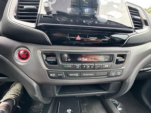 New 2026 Honda Ridgeline Sport image 12