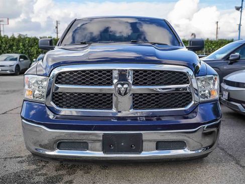 Used 2017 RAM 1500 Classic SLT image 2