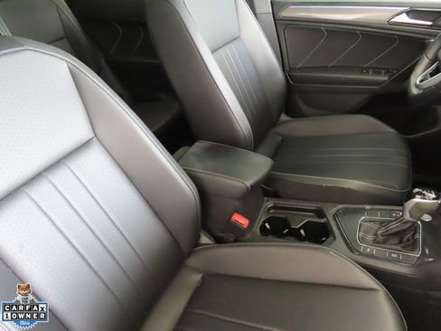 Used 2023 Volkswagen Tiguan SE R-Line FWD image 24
