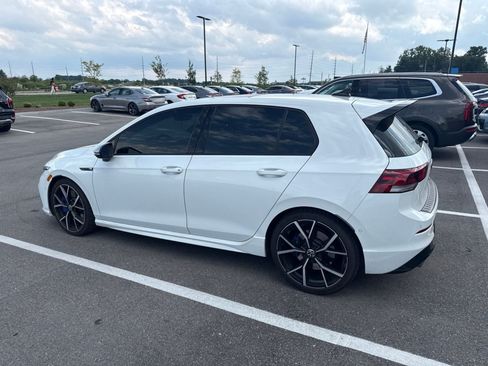 Used 2023 Volkswagen Golf R AWD/4WD image 4
