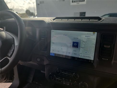 New 2025 Ford Bronco Badlands image 26