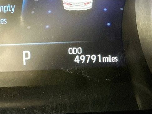 Used 2021 Toyota Camry SE image 15