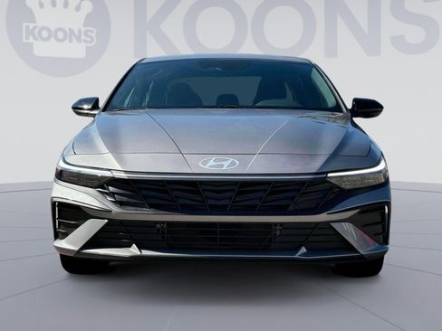 New 2025 Hyundai Elantra SEL w/ Cargo Package image 15