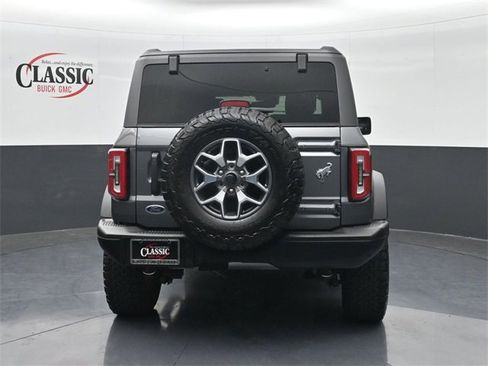 Used 2024 Ford Bronco Badlands image 7