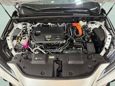 Used 2024 Lexus NX 450h+ AWD w/ Luxury Package image 31