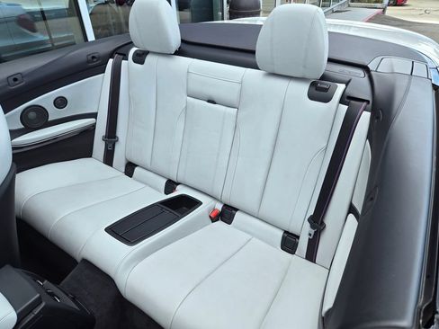 Used 2019 BMW M4 Convertible w/ Competition Package RWD image 17